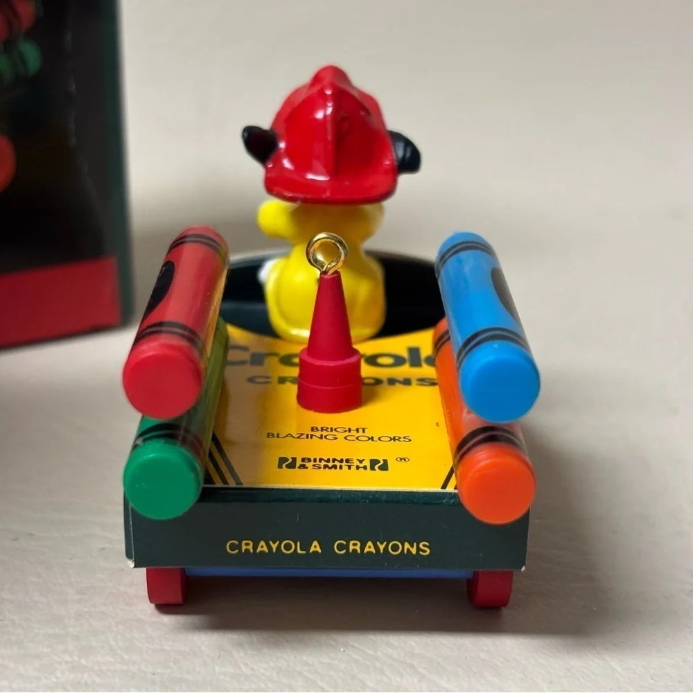 Hallmark Keepsake Ornament Crayola Crayons Bright Blazing Colors